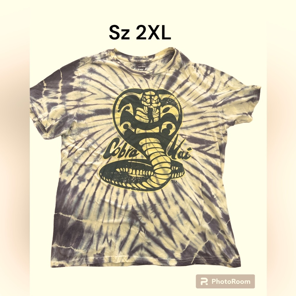 Cobra Kai Graphic T Shirt sz 2XL EUC Tie Dye Snake Logo Karate Crew Neck Top